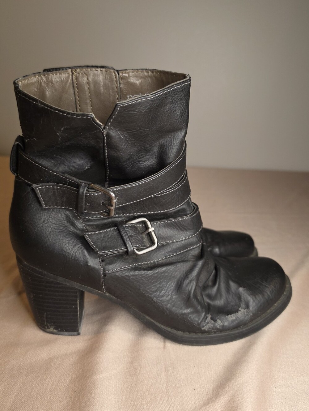 Natural Soul Naturalizer Black Leather Heeled Zip Up Booties US 9